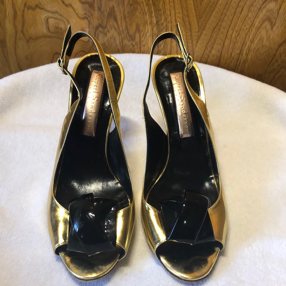 RUPERT SANDERSON Gold Peep Toe Sling-back Pump 6.5